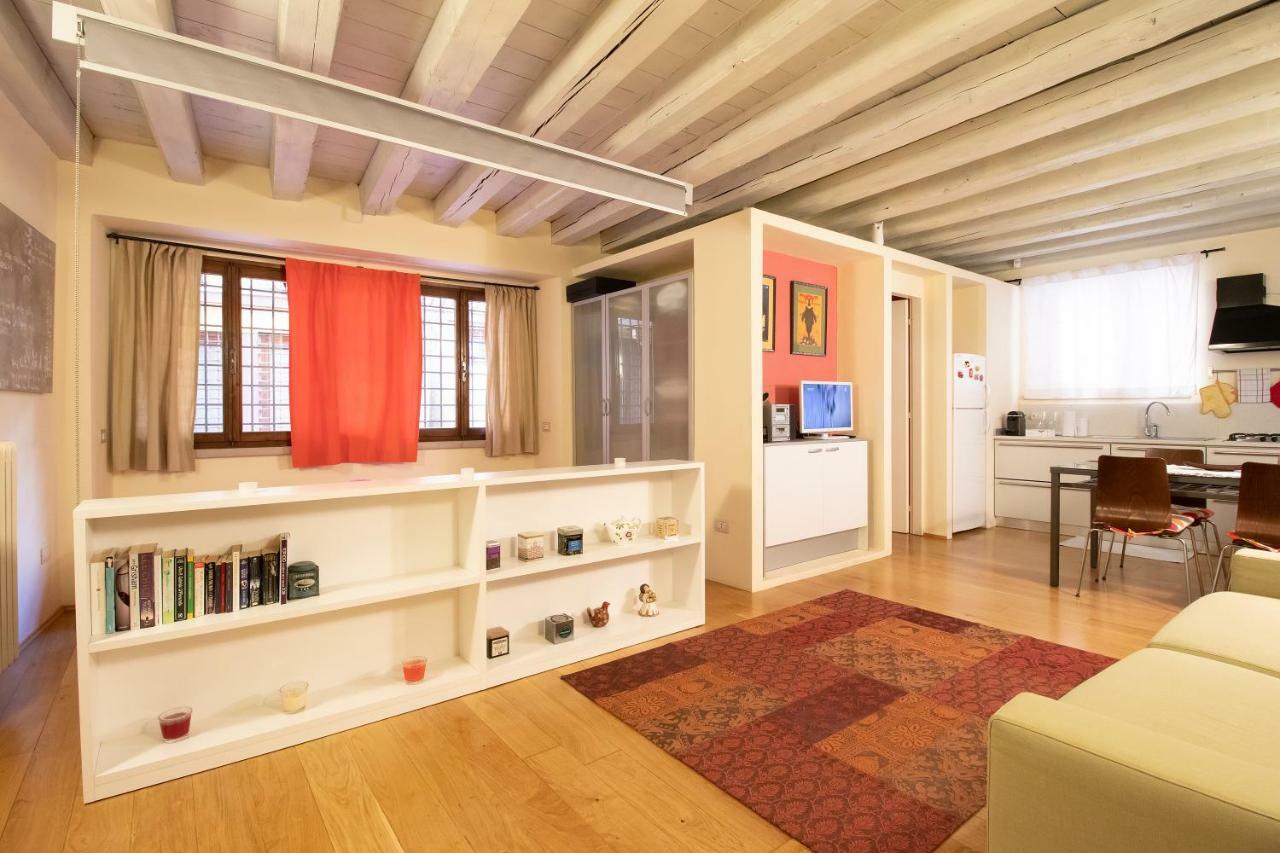 Lovely Apartment Sottoriva Verona Exterior photo