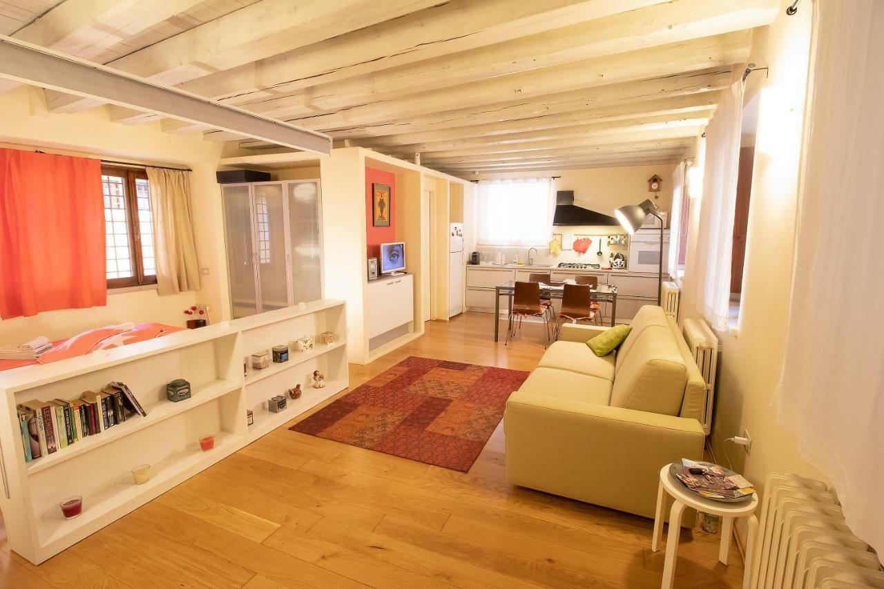 Lovely Apartment Sottoriva Verona Exterior photo
